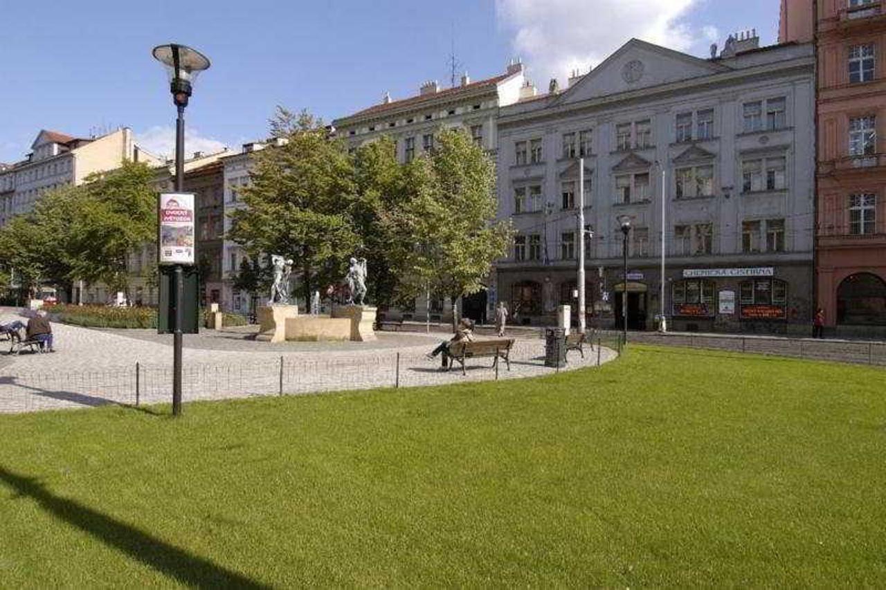 Hostel Junior Prag Exterior foto